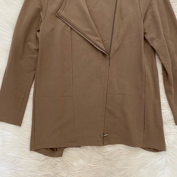 J. Jill Pure Jill Pima Cotton Tan Brown Longline 2 Way Asymmetrical Zip Jacket - Picture 4 of 11